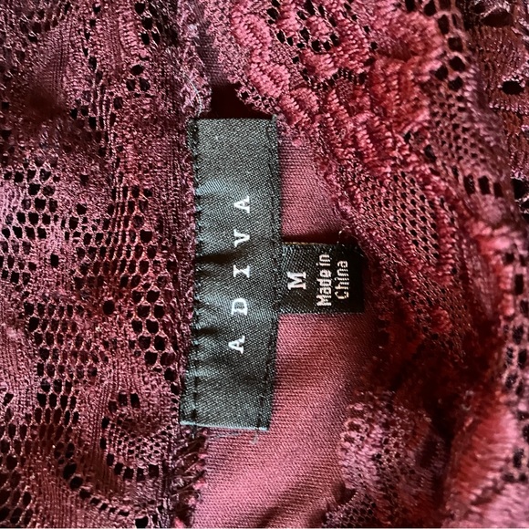 Elegant Burgundy Lace Bell Sleeve Top - Picture 9 of 10